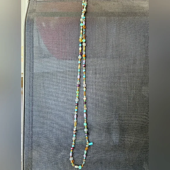 Colorful Beaded Necklace. - Picture 4 of 4